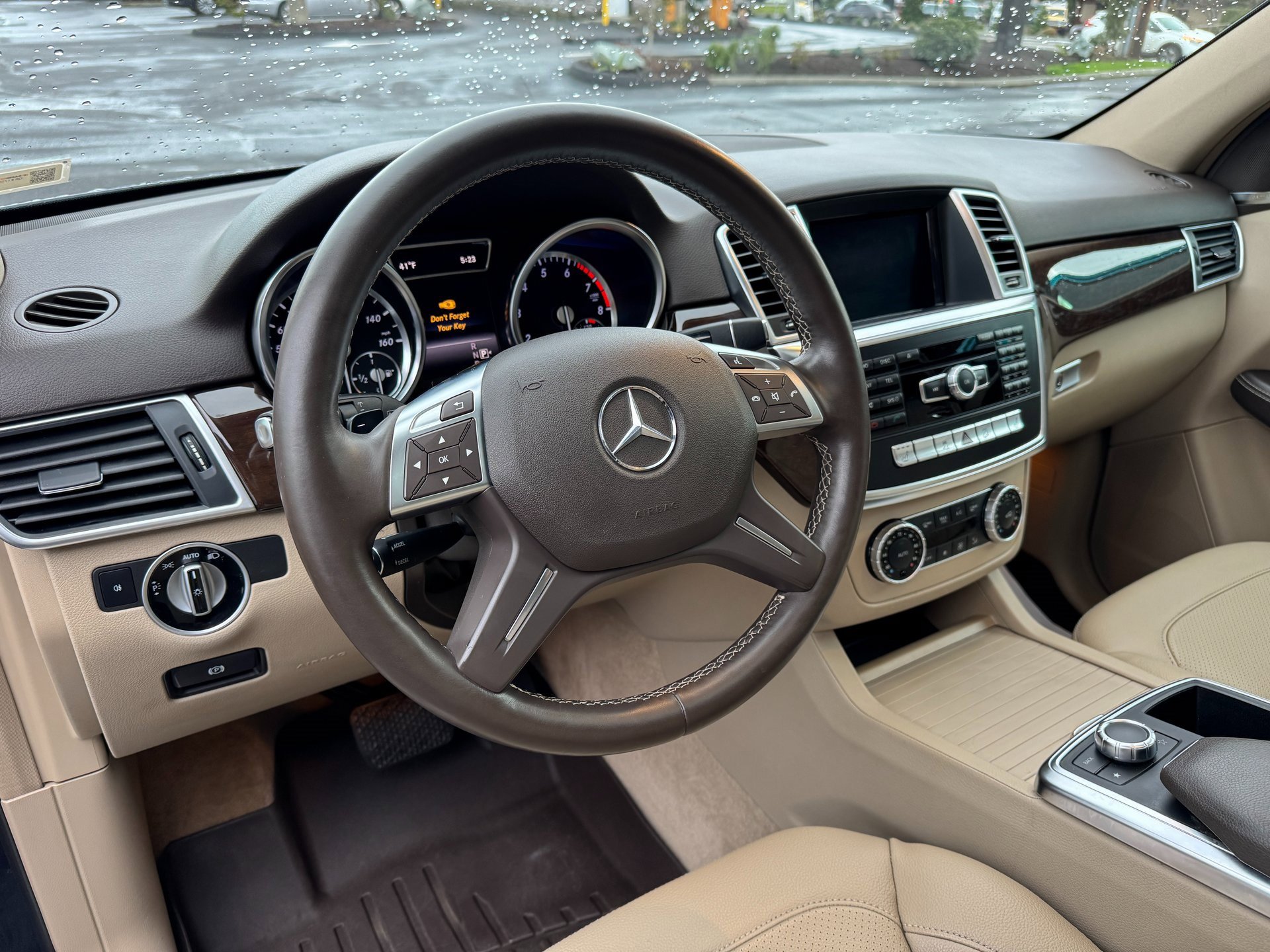 Used 2015 Mercedes-Benz ML 350 4MATIC image 34