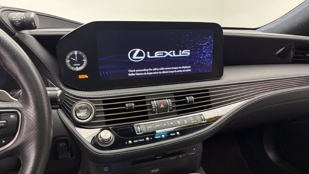 Used 2022 Lexus LS 500 F Sport AWD/4WD image 26