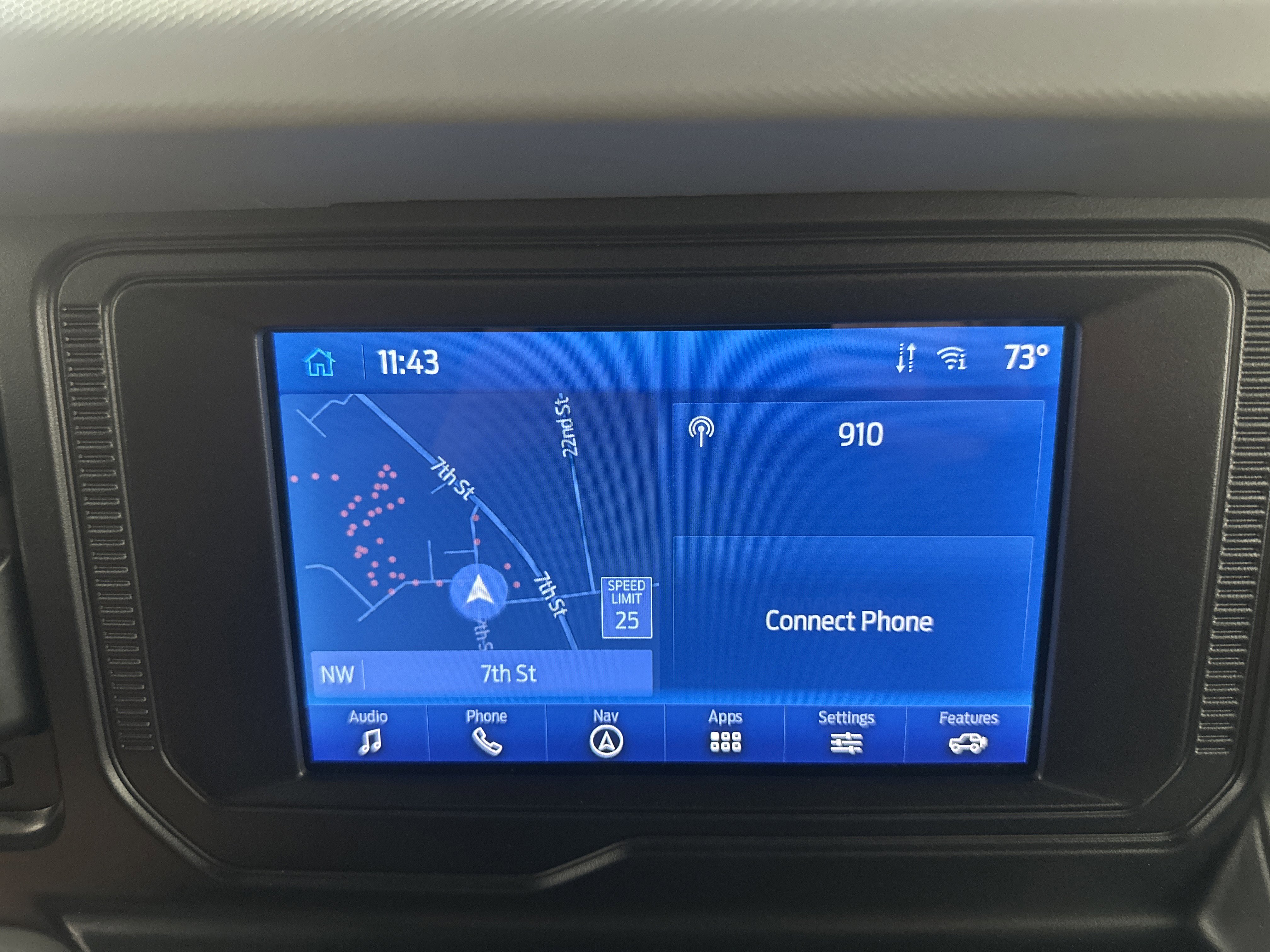 Used 2023 Ford Bronco Badlands image 14