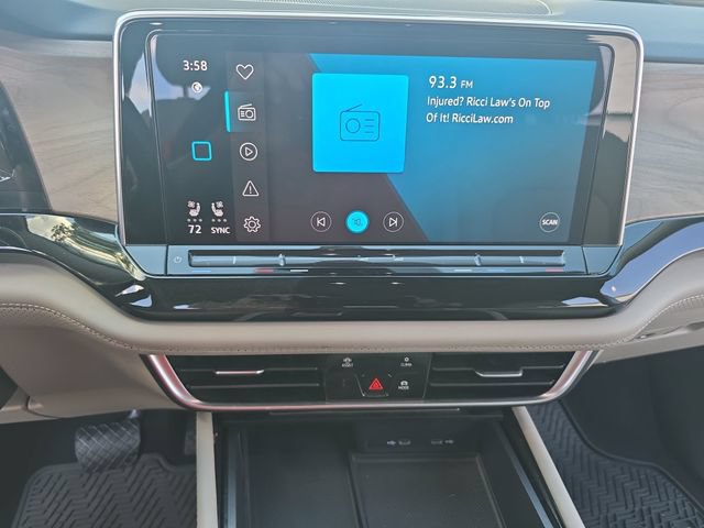 Used 2024 Volkswagen Atlas SE FWD image 20
