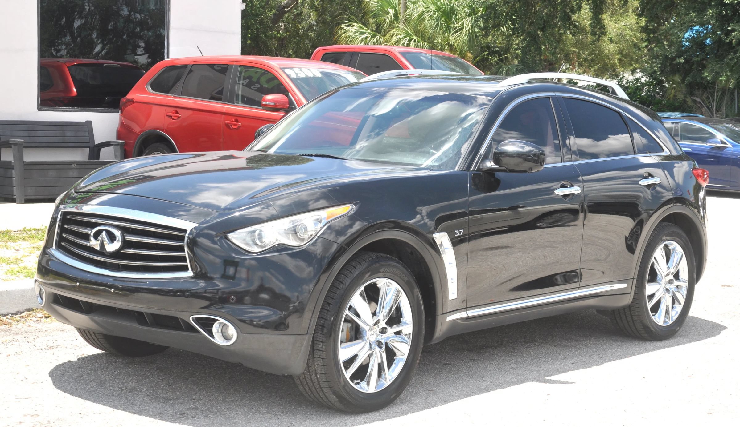 Used 2014 INFINITI QX70 AWD w/ Premium Package image 12