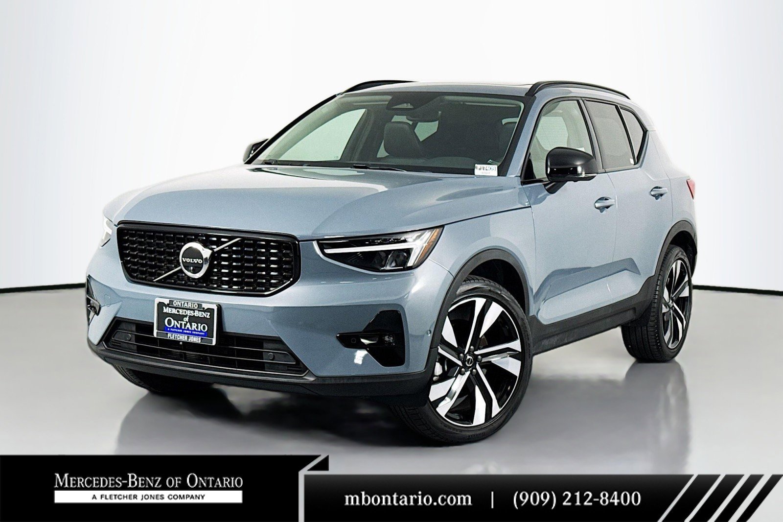 Used 2023 Volvo XC40 B5 Ultimate w/ Climate Package