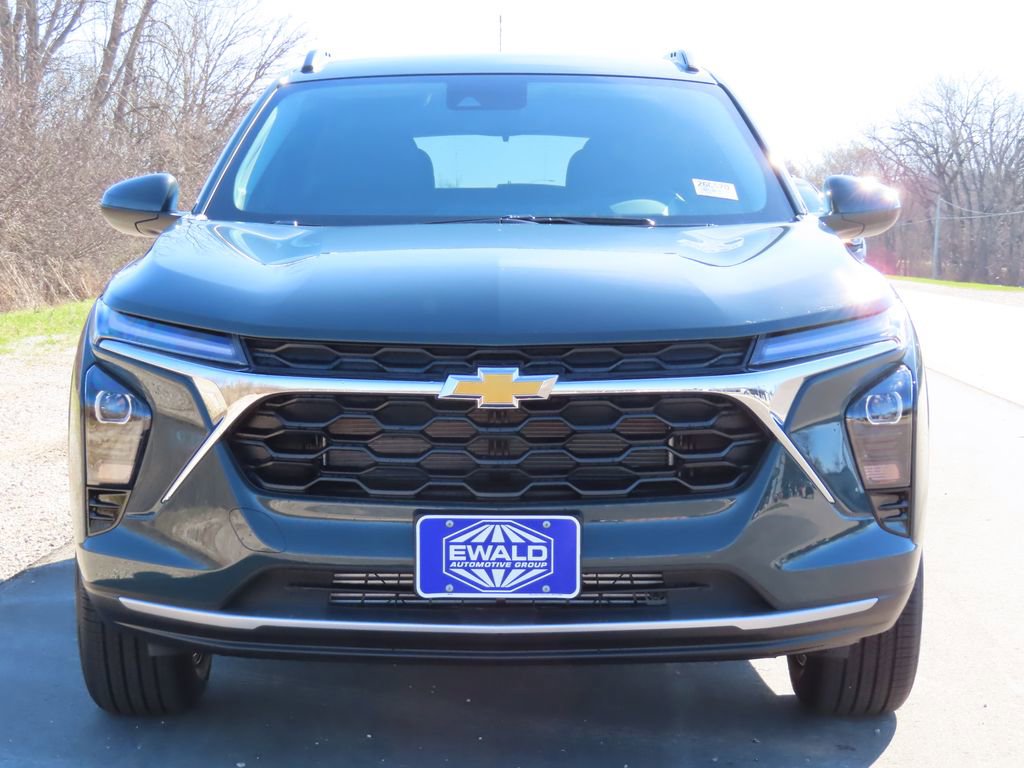 New 2026 Chevrolet Trax LT w/ Driver Confidence Package FWD image 16