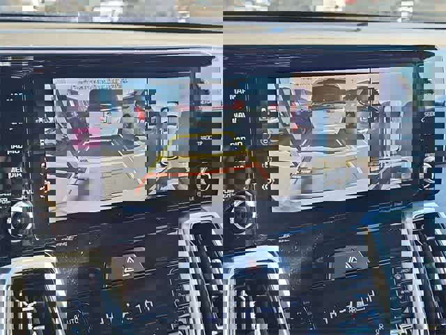 Used 2021 Kia Sorento SX Prestige image 31