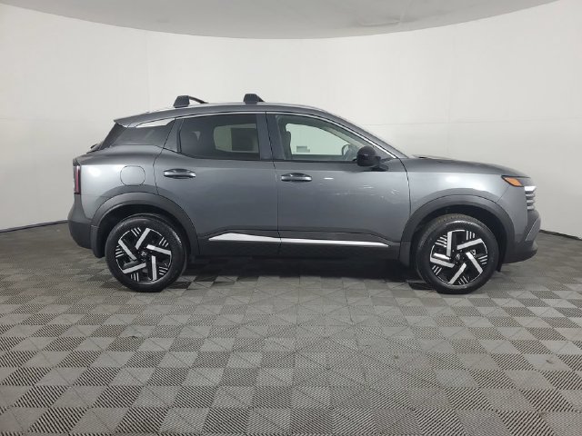New 2026 Nissan Kicks SV w/ Cold Weather Package FWD image 9