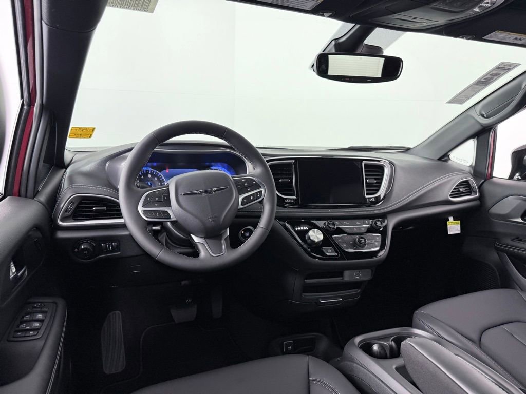 New 2026 Chrysler Pacifica Select image 15