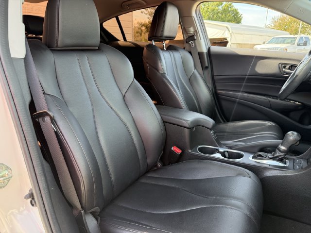 Used 2019 Acura ILX FWD image 25