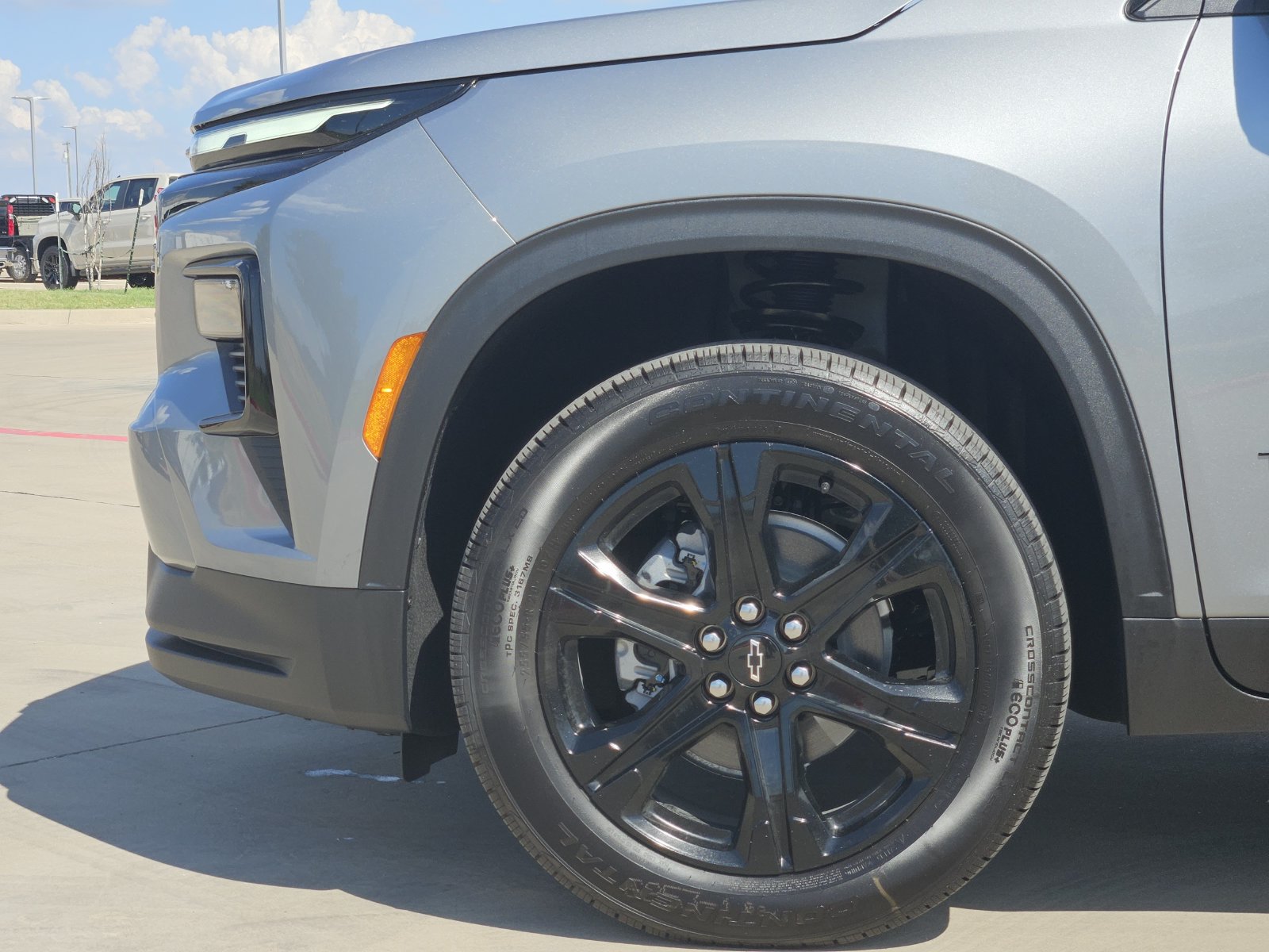 New 2027 Chevrolet Traverse LT w/ Midnight/Sport Edition FWD image 11