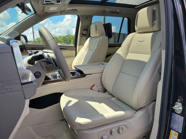 New 2026 Cadillac Escalade Platinum Sport w/ LPO, ONYX Package AWD/4WD image 23