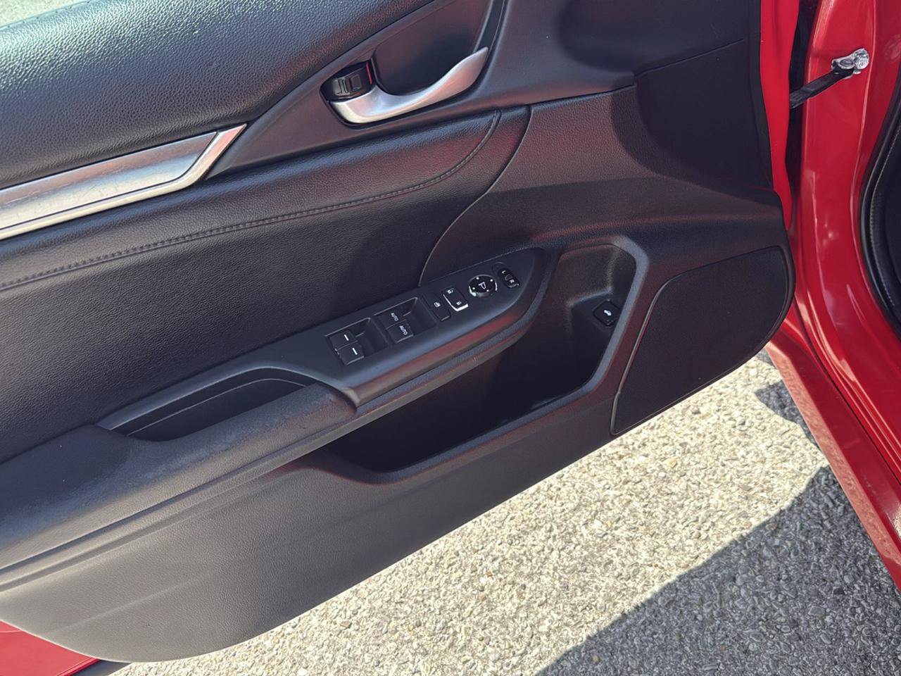 Used 2016 Honda Civic EX-L image 12