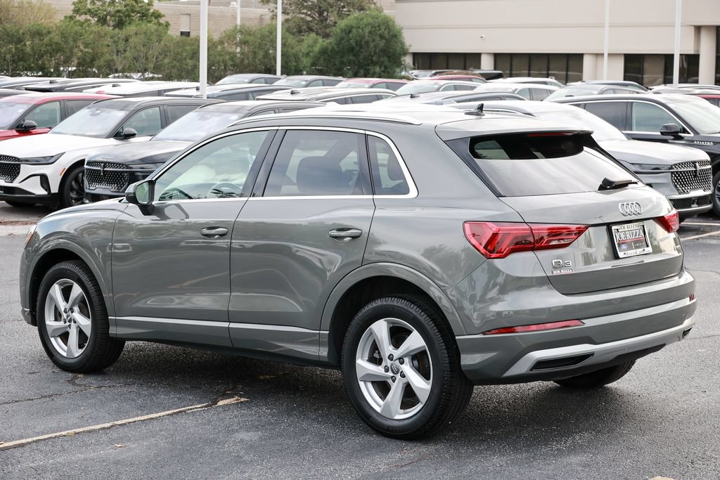 Used 2019 Audi Q3 2.0T Premium AWD/4WD image 30