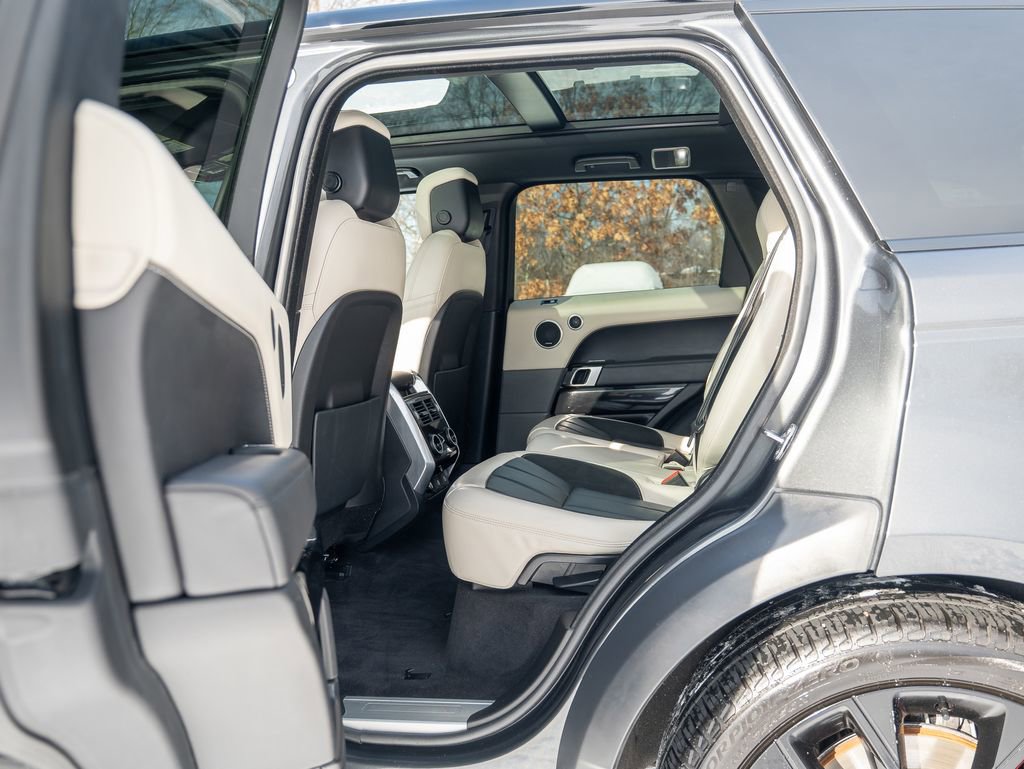 Certified 2022 Land Rover Range Rover Sport HST image 34