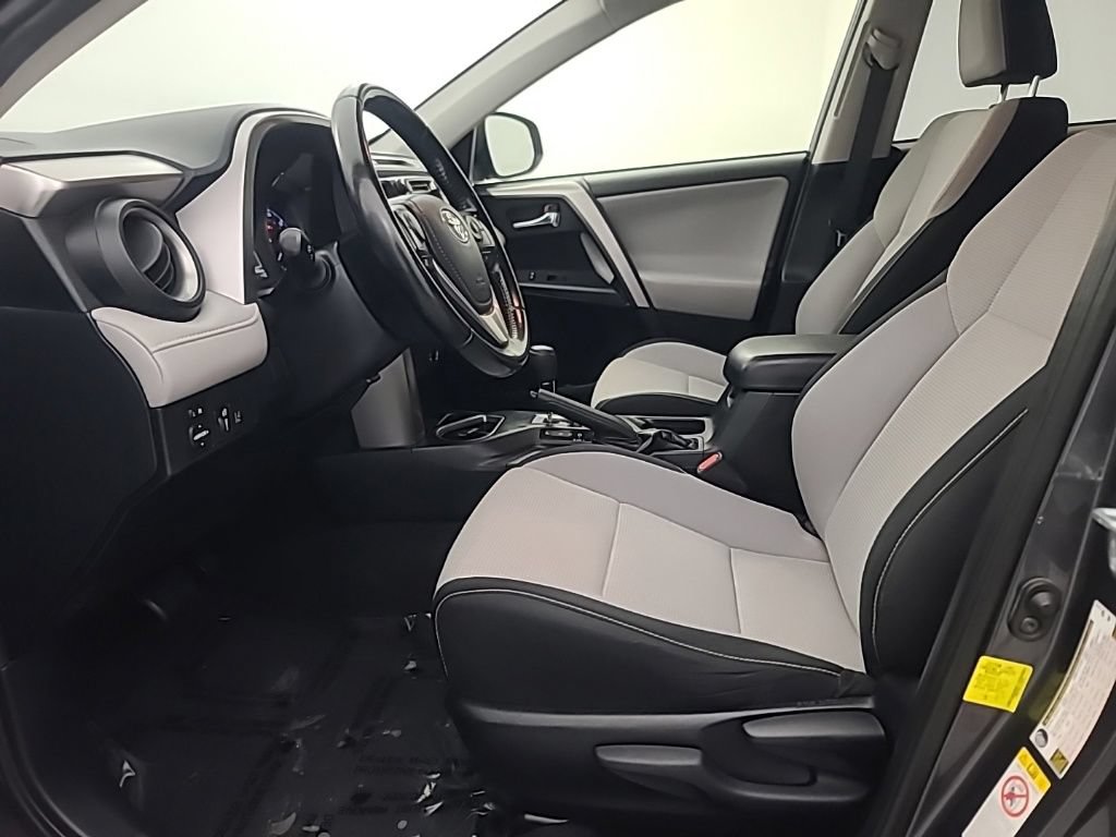 Used 2018 Toyota RAV4 XLE w/ Plus Extra Value Package FWD image 25