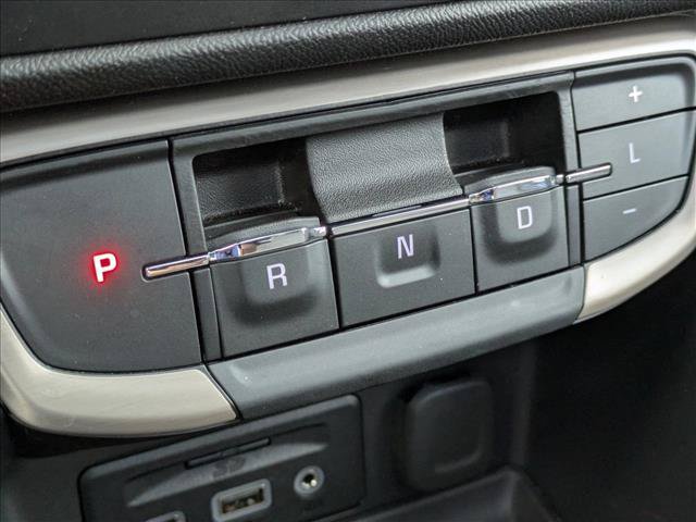 Used 2024 GMC Terrain Denali w/ Denali Premium Package AWD/4WD image 12