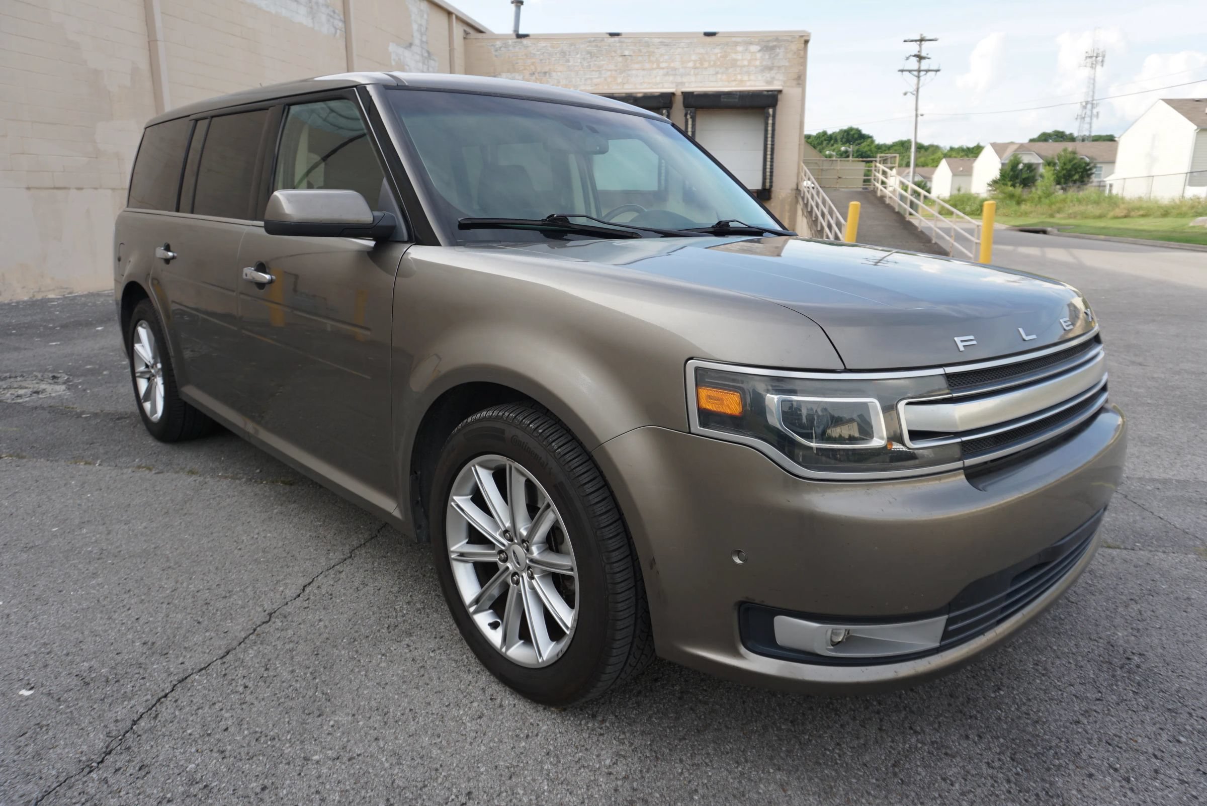 Used 2014 Ford Flex Limited w/ Equipment Group 301A FWD image 5