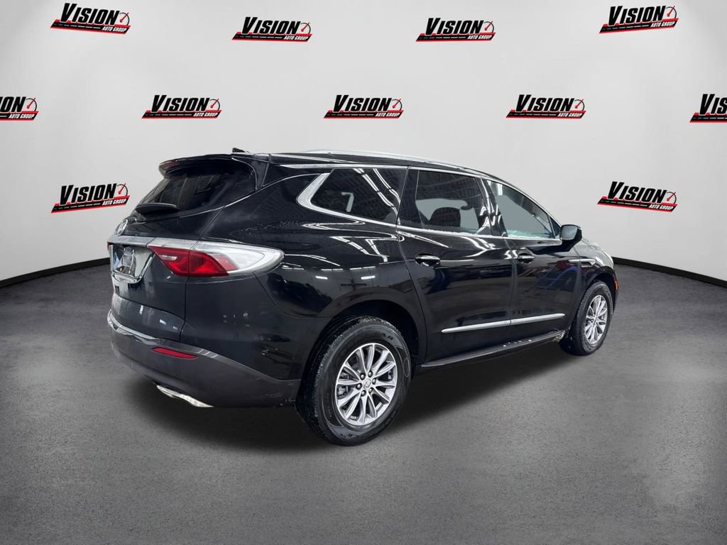 Used 2024 Buick Enclave Premium image 5
