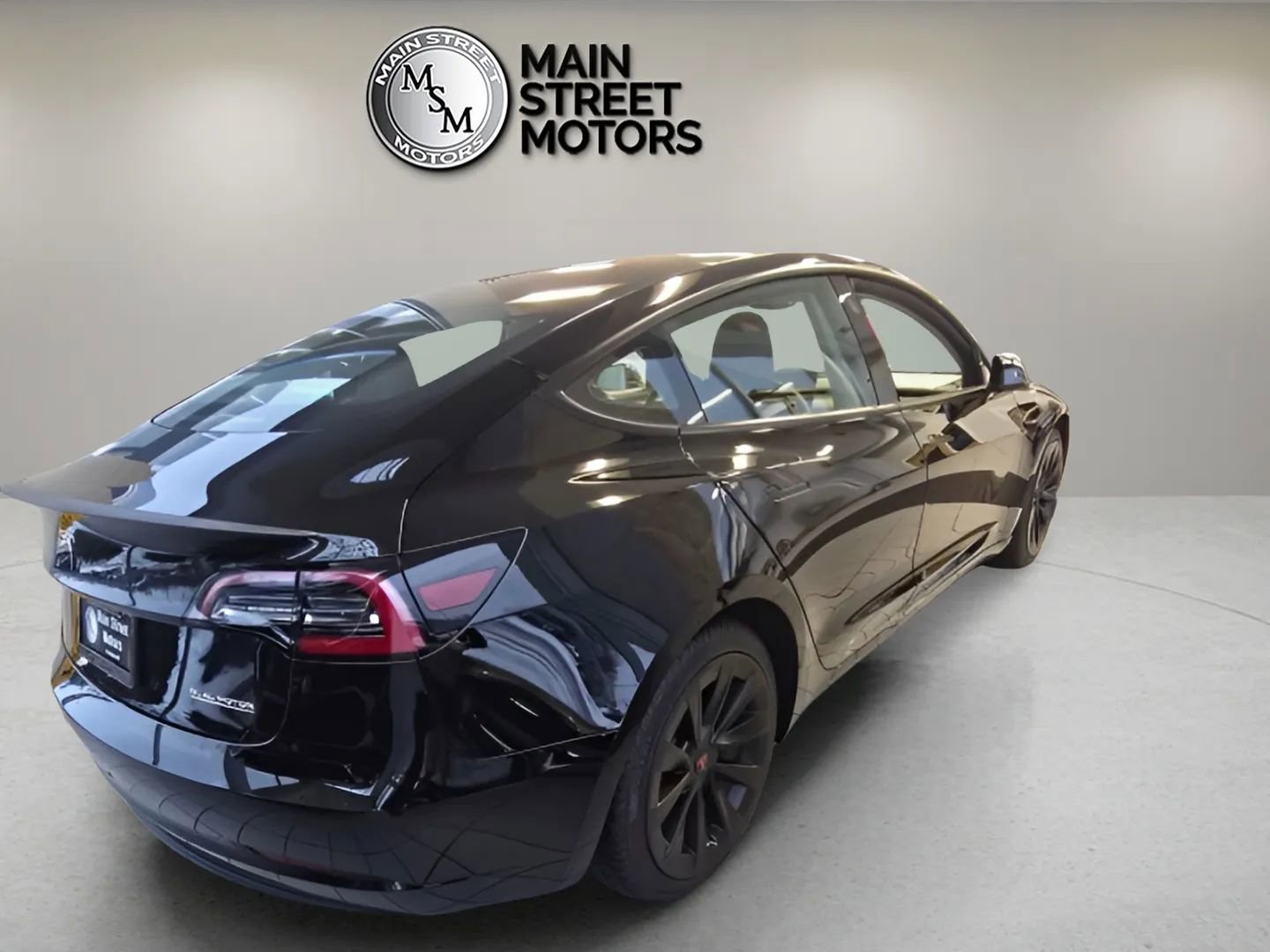 Used 2021 Tesla Model 3 Performance image 4