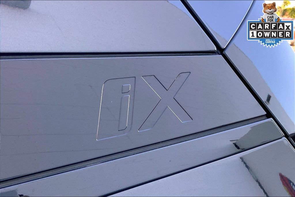 Used 2025 BMW iX xDrive50 image 7