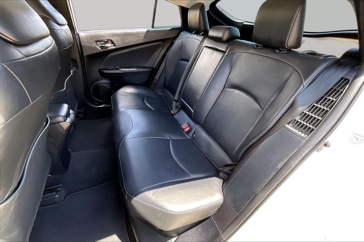 Used 2021 Toyota Prius Prime Limited FWD image 17