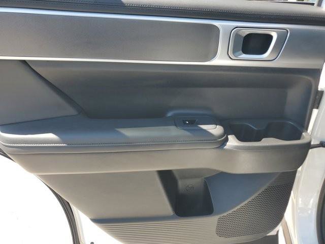 Certified 2024 Hyundai Santa Fe XRT AWD/4WD image 22