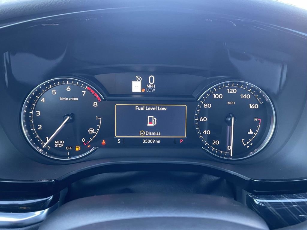 Used 2023 Cadillac XT6 Premium Luxury image 29