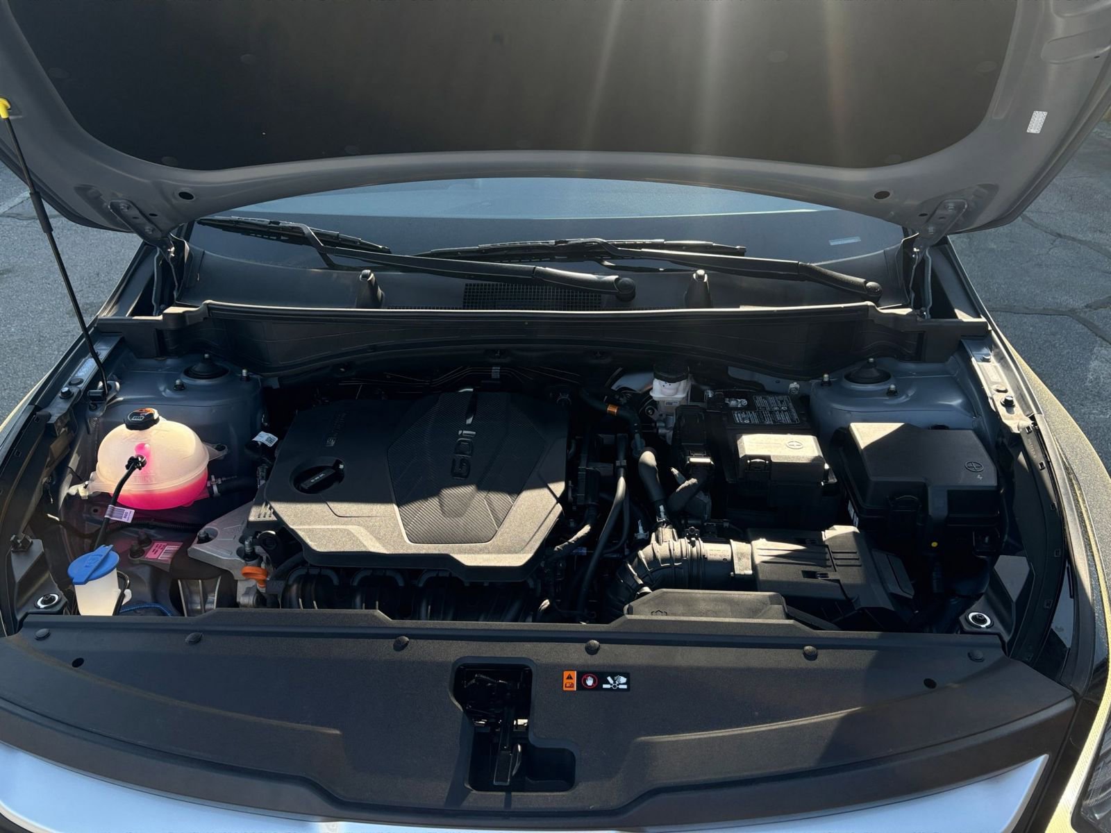 Used 2025 Kia Sportage LX image 31