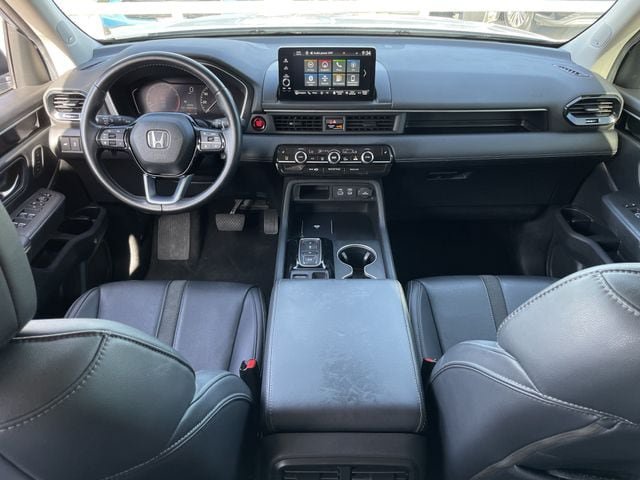 Used 2024 Honda Pilot Touring image 10