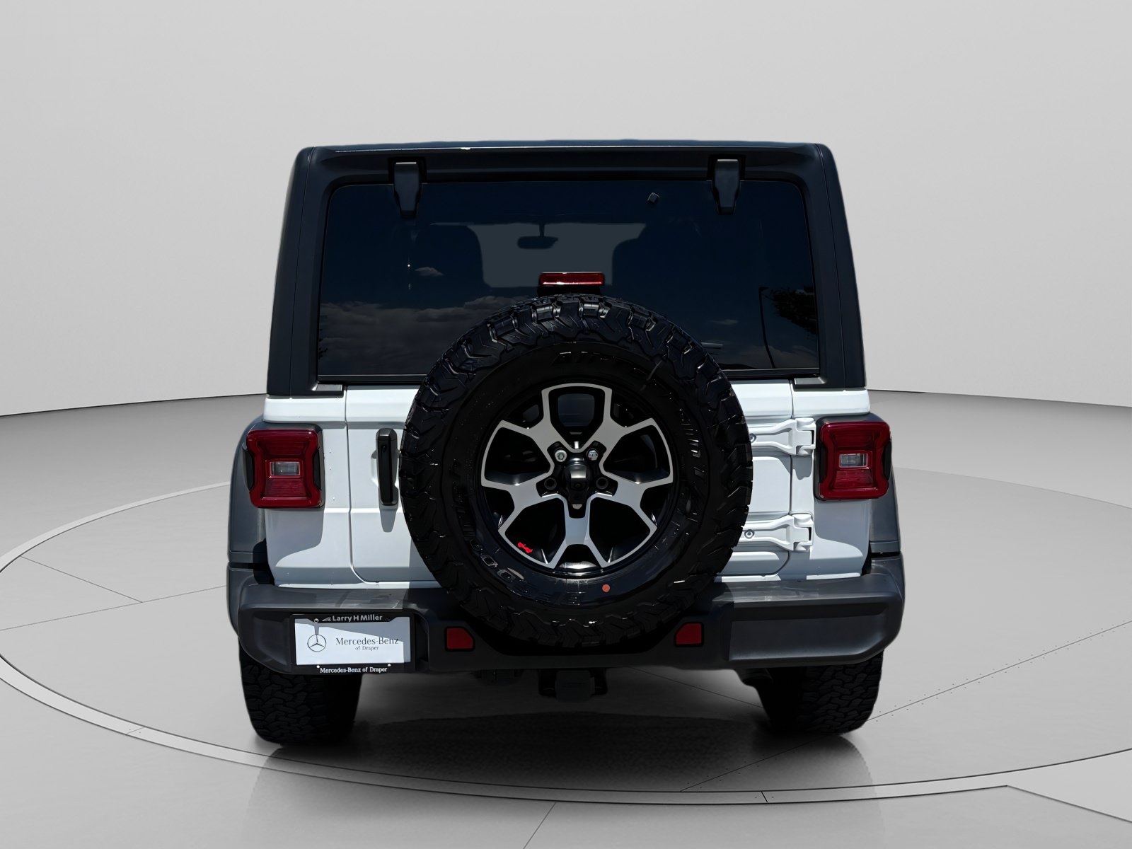 Used 2021 Jeep Wrangler Unlimited Rubicon w/ LED Lighting Group AWD/4WD image 4