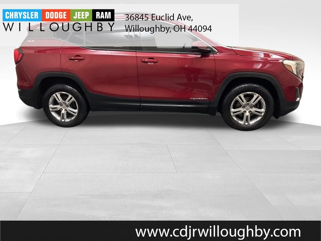 Used 2018 GMC Terrain SLE w/ Driver Convenience Package AWD/4WD image 4