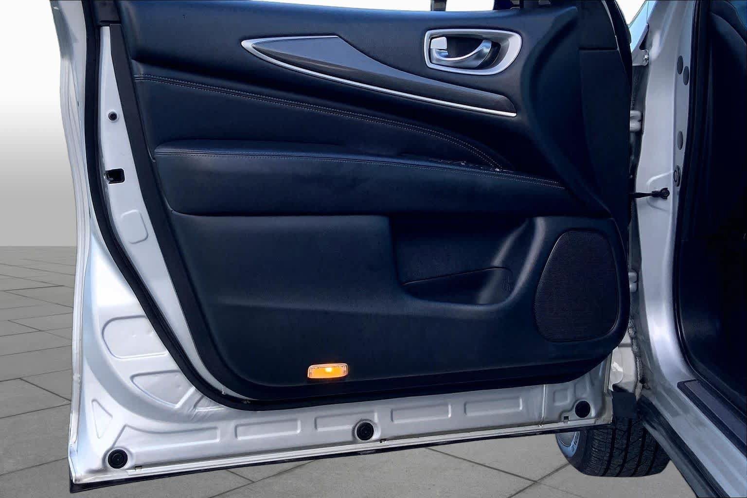 Used 2020 INFINITI QX60 Pure AWD/4WD image 21