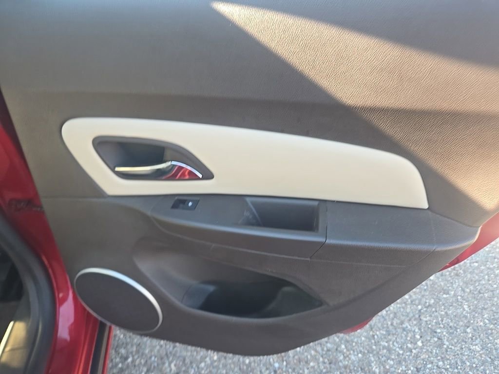 Used 2012 Chevrolet Cruze LT FWD image 24