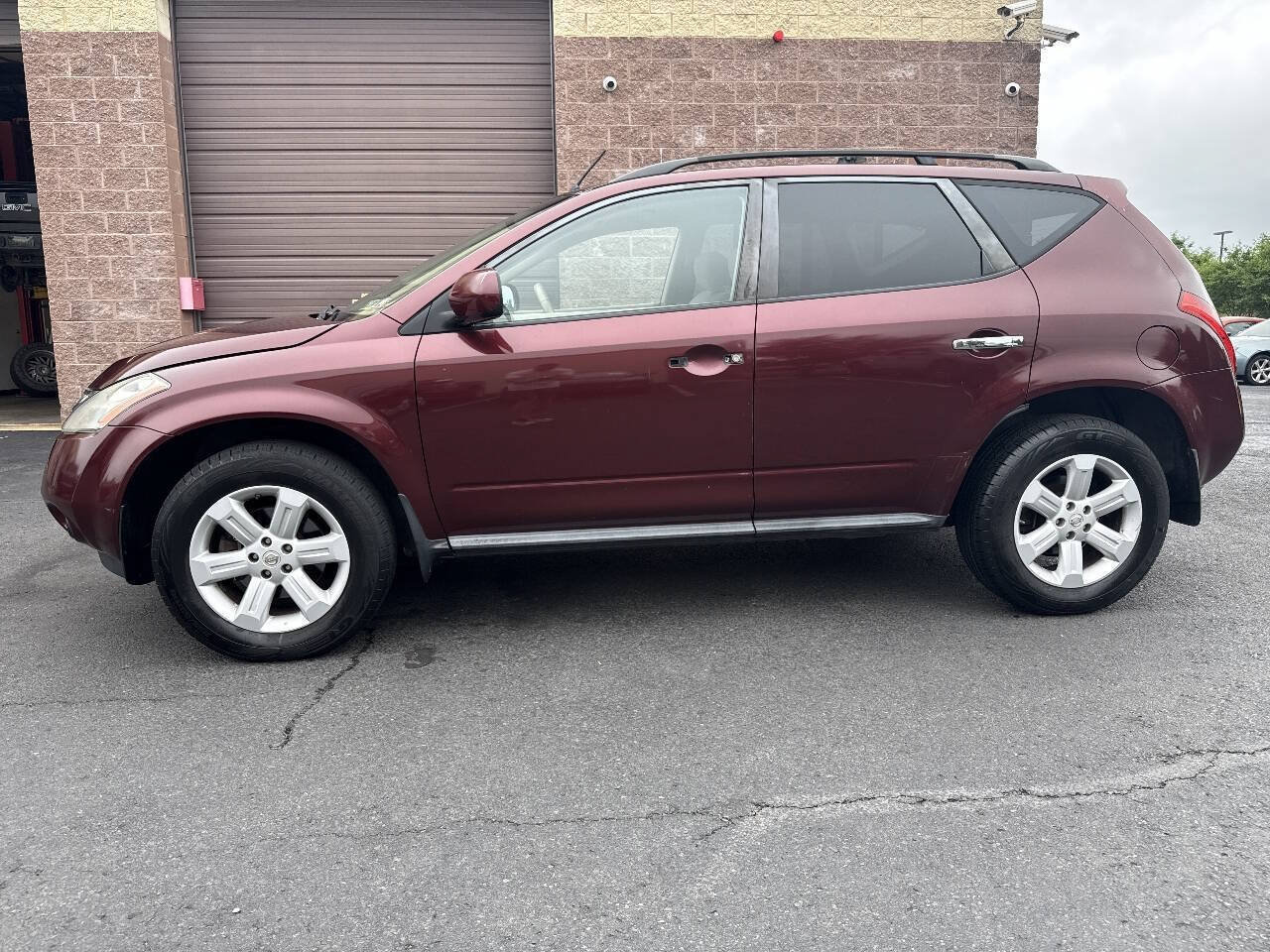 Used 2007 Nissan Murano S w/ Convenience Pkg AWD/4WD image 2