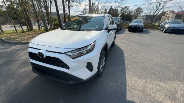 Used 2025 Toyota RAV4 XLE image 7