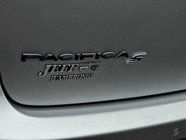 Certified 2019 Chrysler Pacifica Touring-L Plus w/ Advanced Safetytec Group FWD image 33