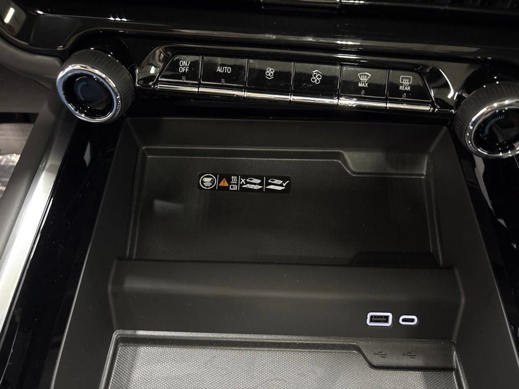 New 2026 Chevrolet Tahoe Premier AWD/4WD image 19