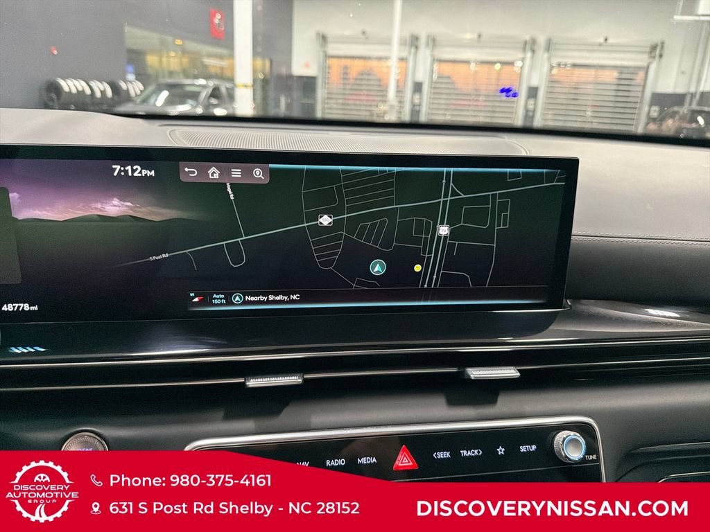 Used 2025 Genesis GV80 2.5T Standard AWD/4WD image 19