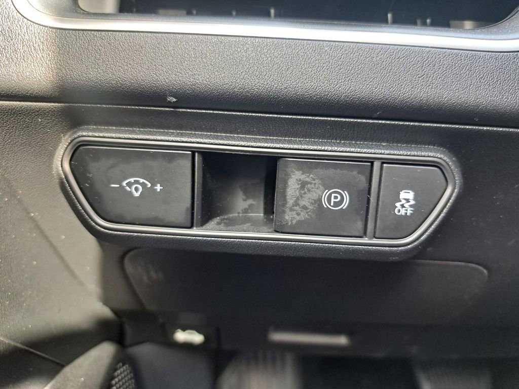 Used 2025 Kia K4 LXS image 15