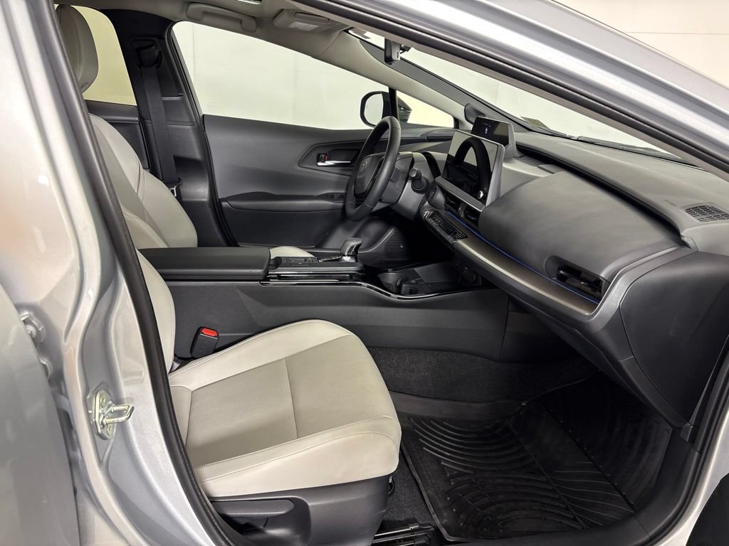 Used 2026 Toyota Prius Limited AWD/4WD image 16