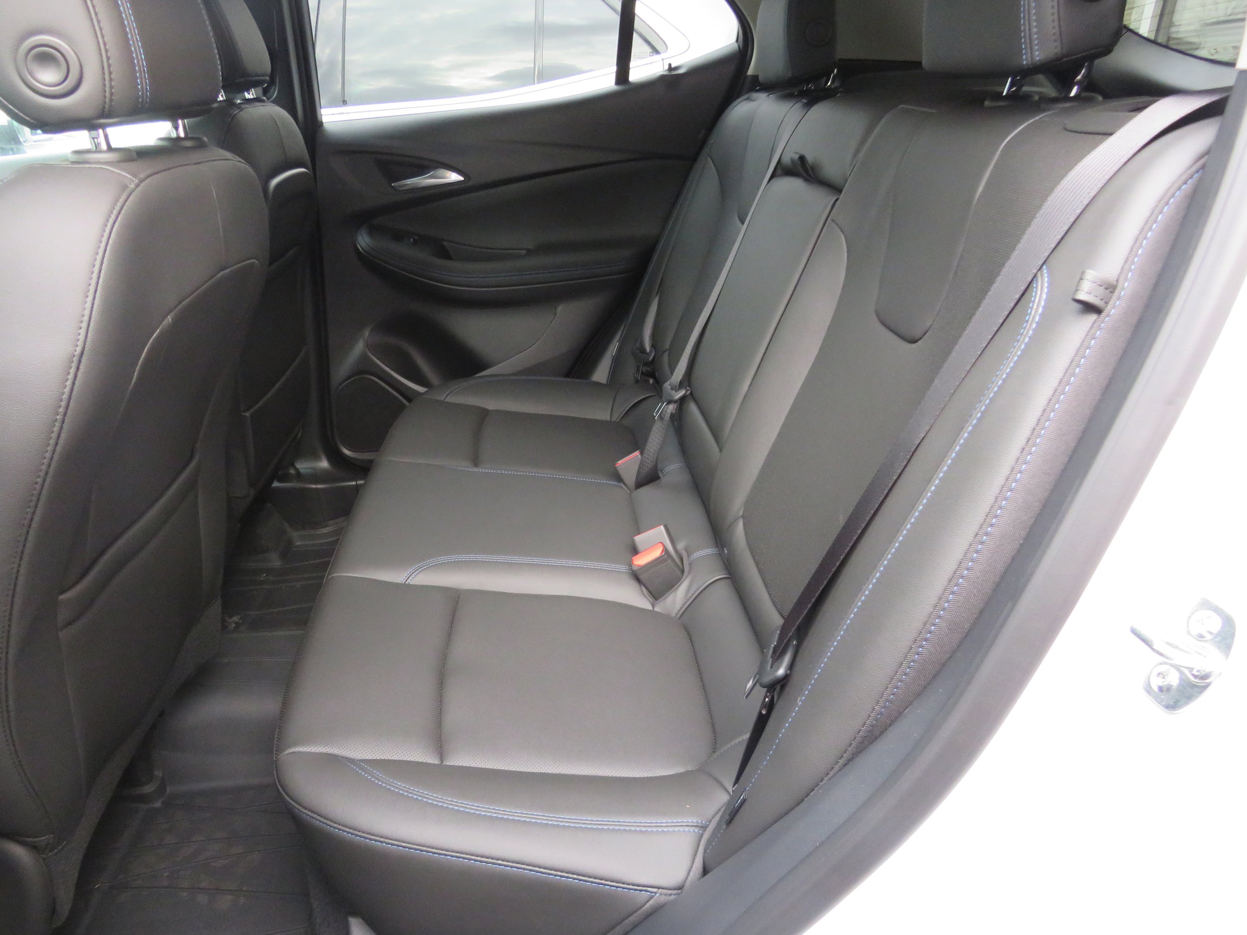 New 2026 Buick Encore GX Sport Touring w/ Comfort Package image 8