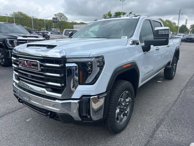 New 2026 GMC Sierra 3500 SLT AWD/4WD image 4