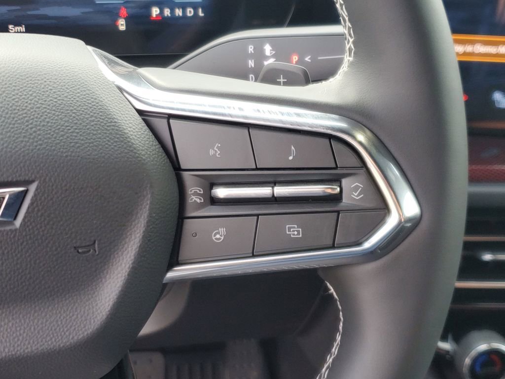 New 2026 Chevrolet Traverse Z71 w/ Driver Confidence Package image 25