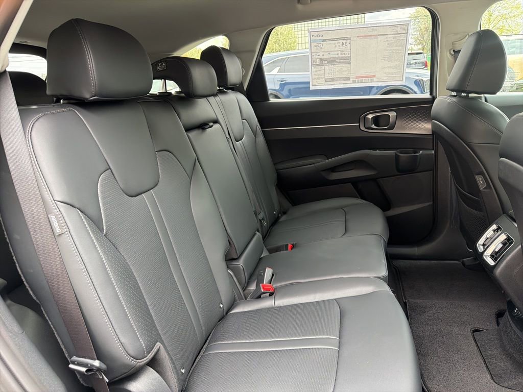 New 2026 Kia Sorento EX AWD/4WD image 13