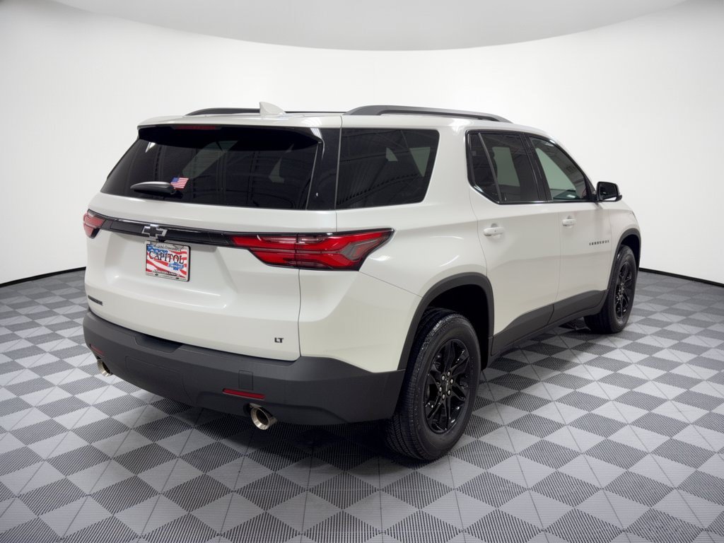 Used 2023 Chevrolet Traverse LT FWD image 9