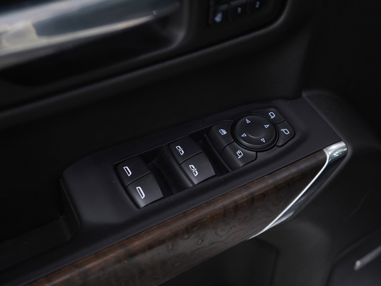 Used 2021 GMC Sierra 1500 Denali w/ Denali Ultimate Package image 18