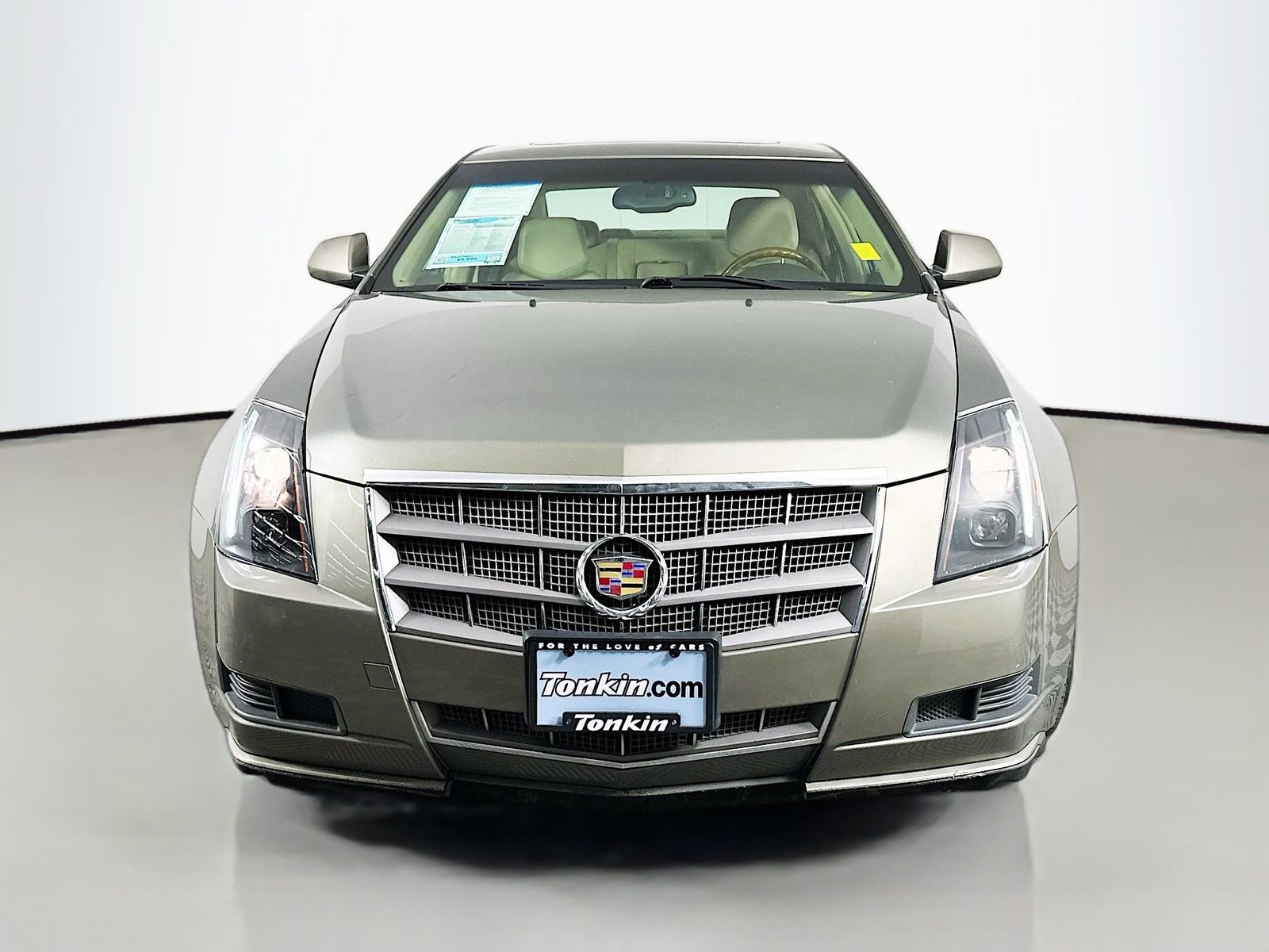 Used 2010 Cadillac CTS Luxury image 2