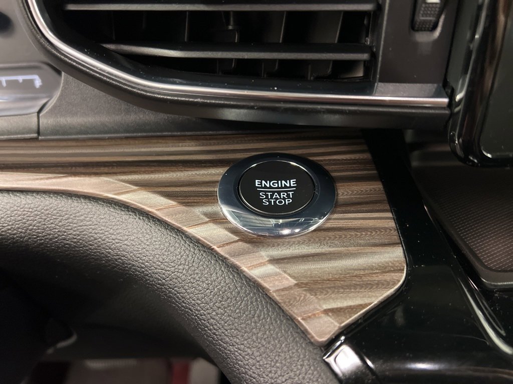 Certified 2023 Ford Explorer Limited w/ Hybrid Equipment Group 310A image 17