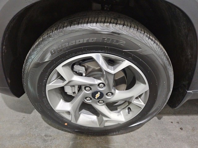 Certified 2024 Chevrolet Trax LT w/ LT Convenience Package image 8