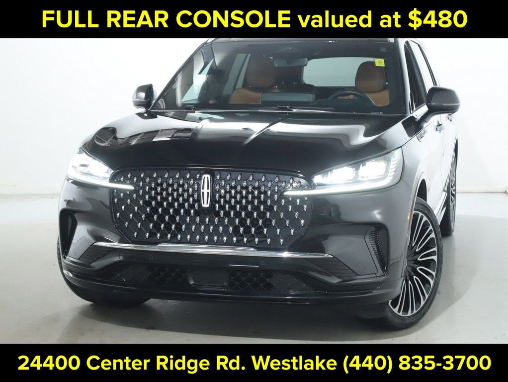 Certified 2025 Lincoln Aviator Black Label image 3