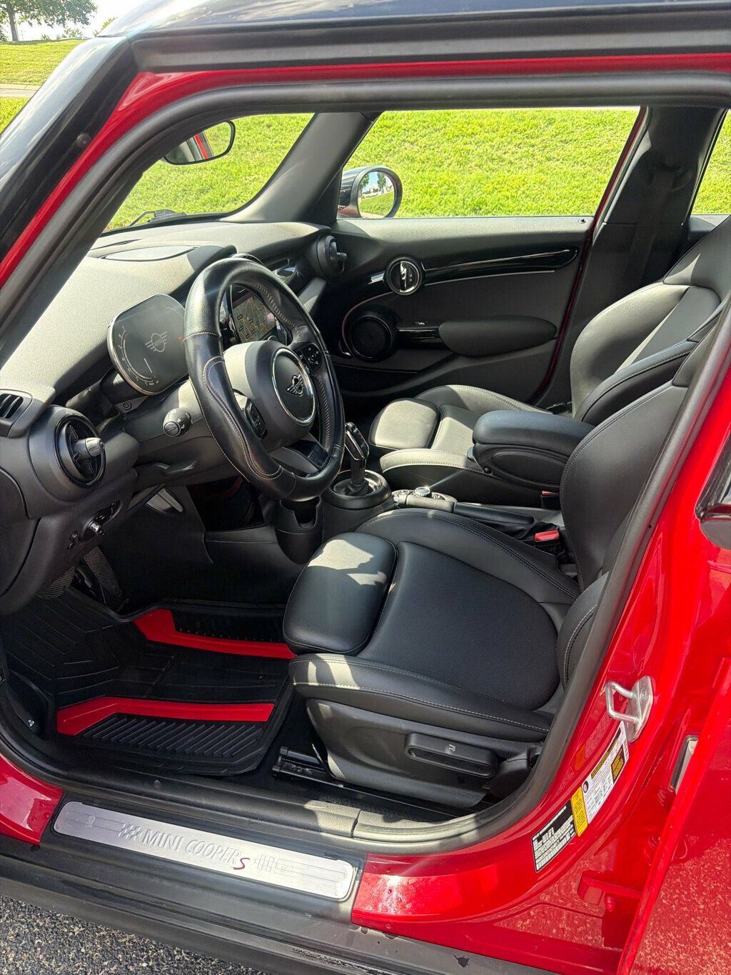 Used 2022 MINI Cooper S FWD image 9