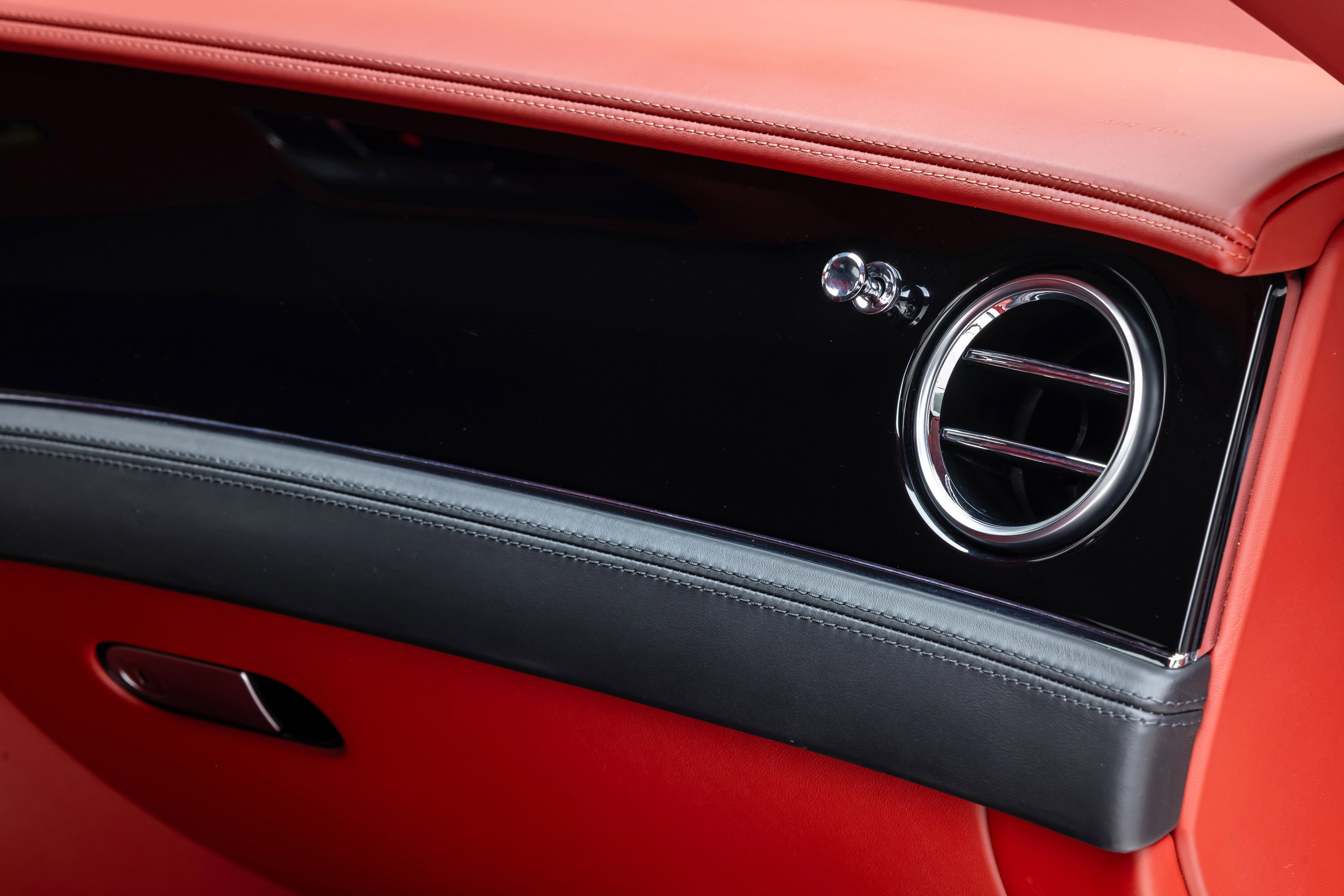 Used 2020 Bentley Continental GT image 40